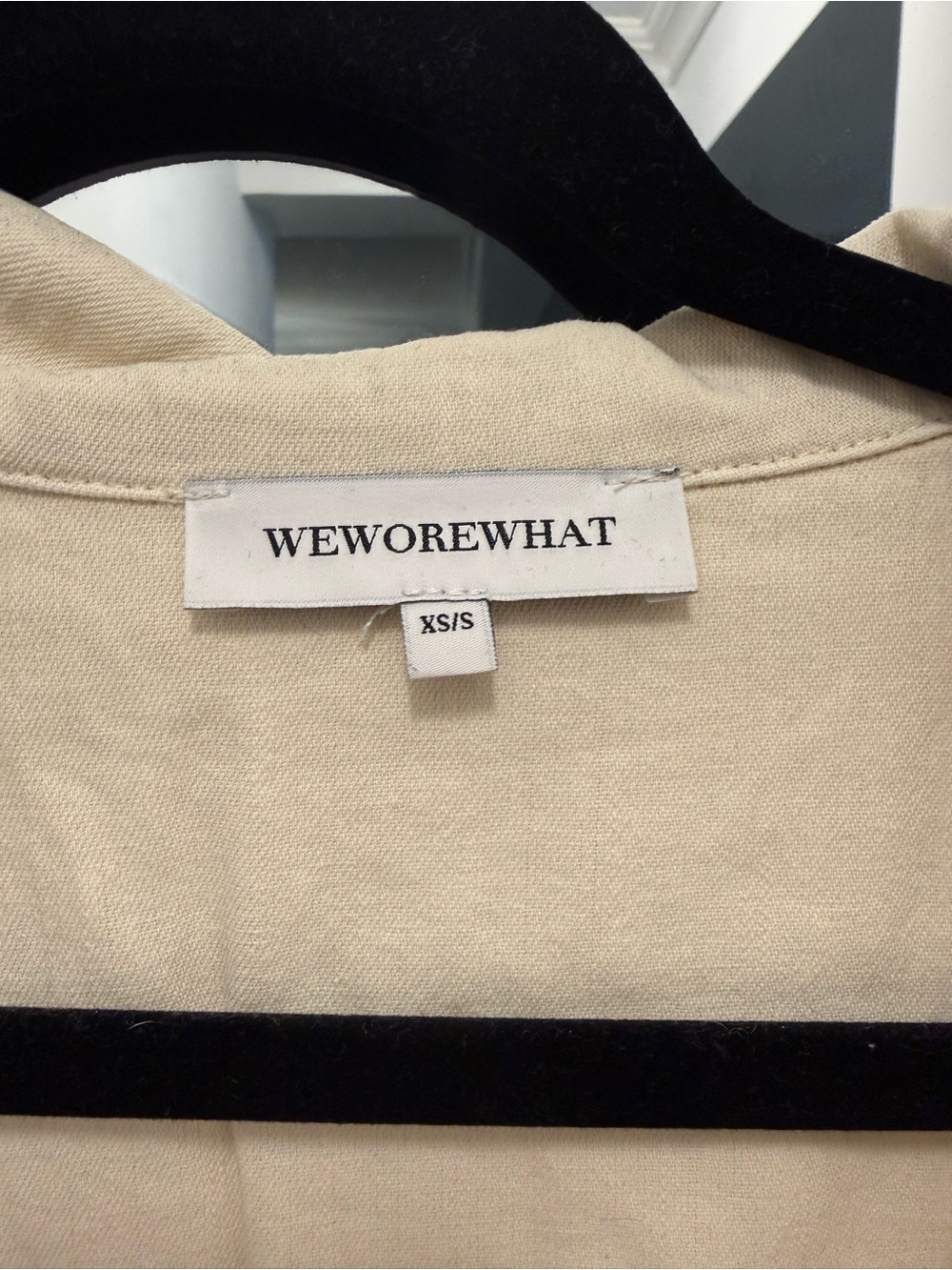 WeWoreWhat Dani Shirt in Ivory 🤍 - Picture 4 of 8